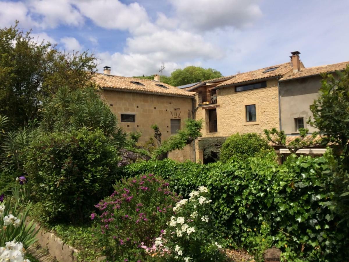 Les Aires Passageres Hotel Sernhac Exterior photo